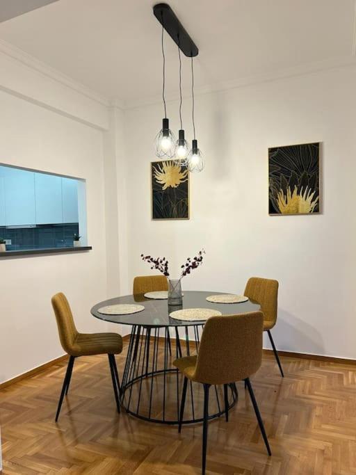 Egoiste Athens Apartment ภายนอก รูปภาพ