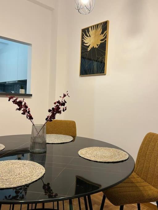 Egoiste Athens Apartment ภายนอก รูปภาพ